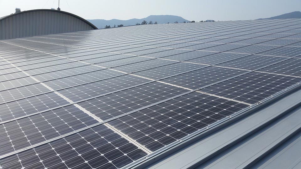 flachdach solaranlage photovoltaik